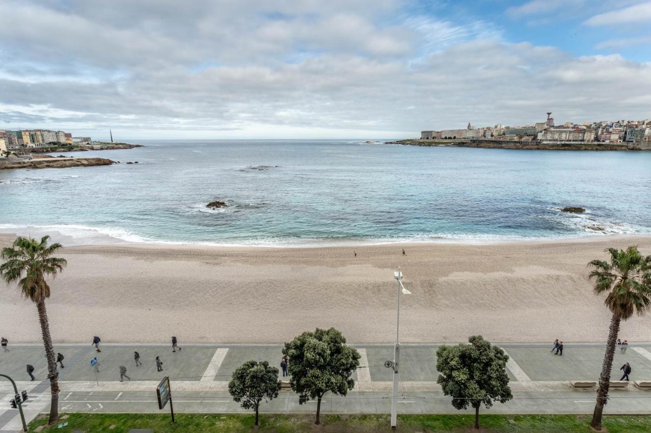 Apartamento En Primera Linea De Playa Riazor A Coruna Exterior photo